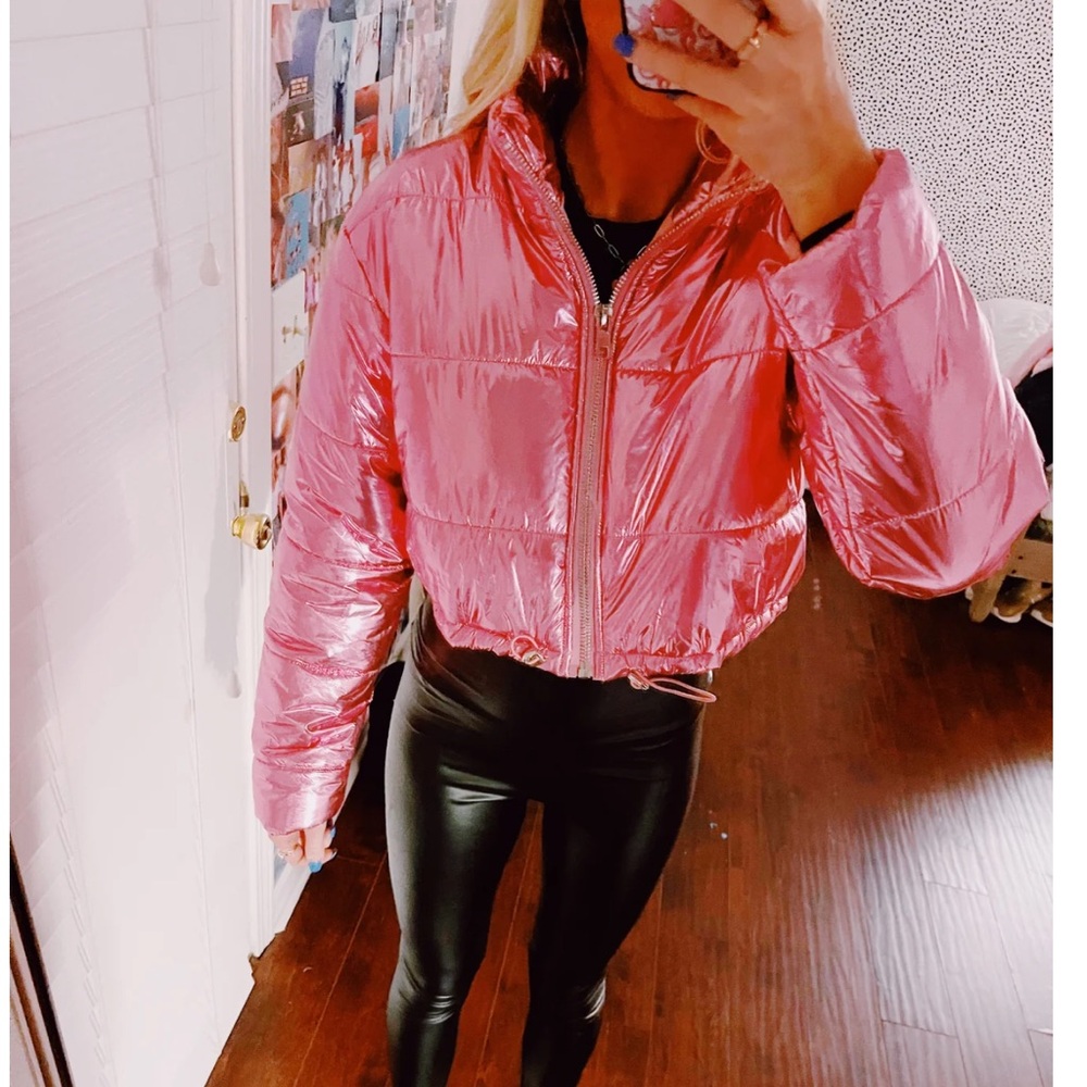 Pink cropped puffer jacket